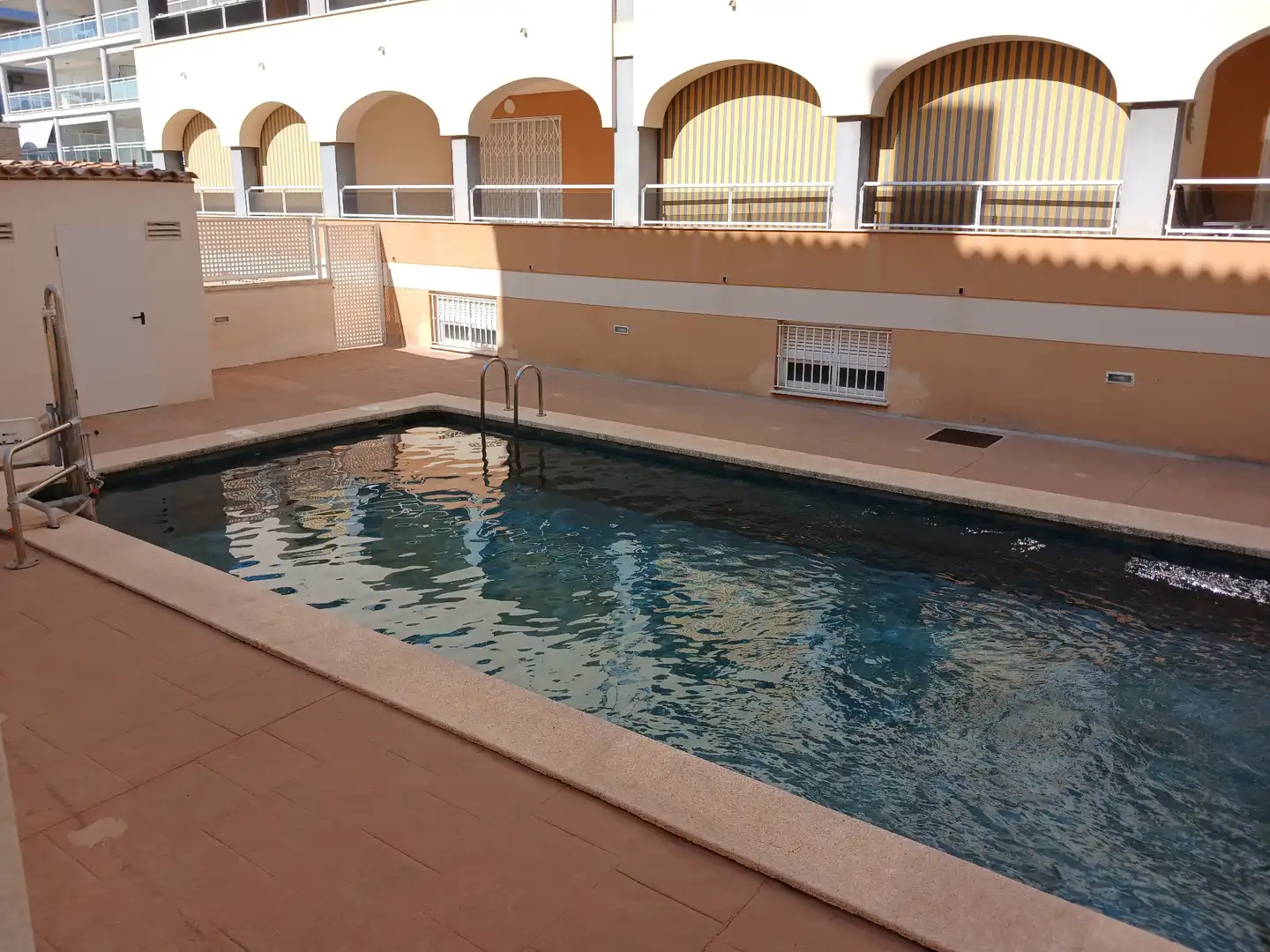 Casa a schiera con piscina in vendita a Carrer Marbella, imagen 2