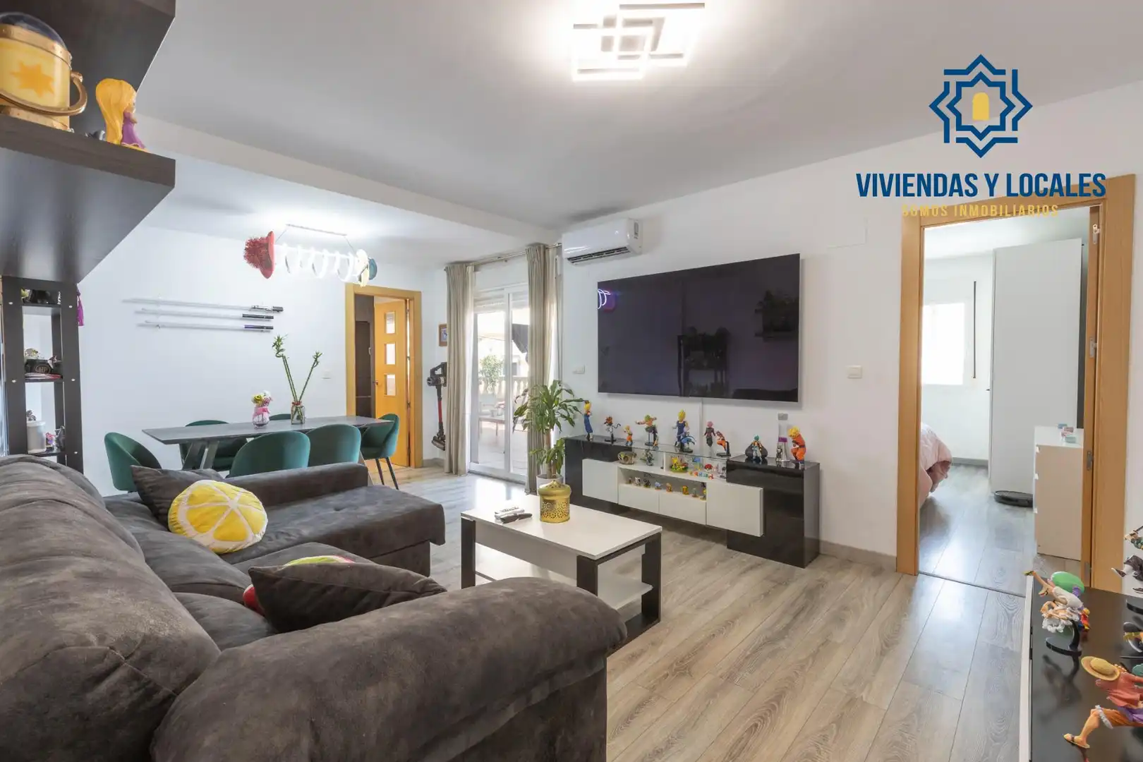 Piso con terraza en venta en Avenida de Virgen del Rosario 30, imagen 4