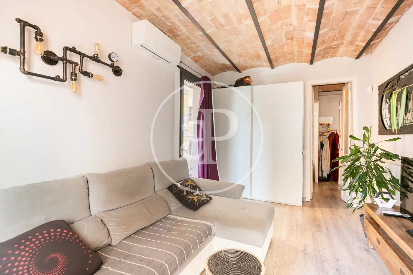 Sala de estar de Piso en venta en Barcelona con Aire acondicionado, Calefacción y Amueblado