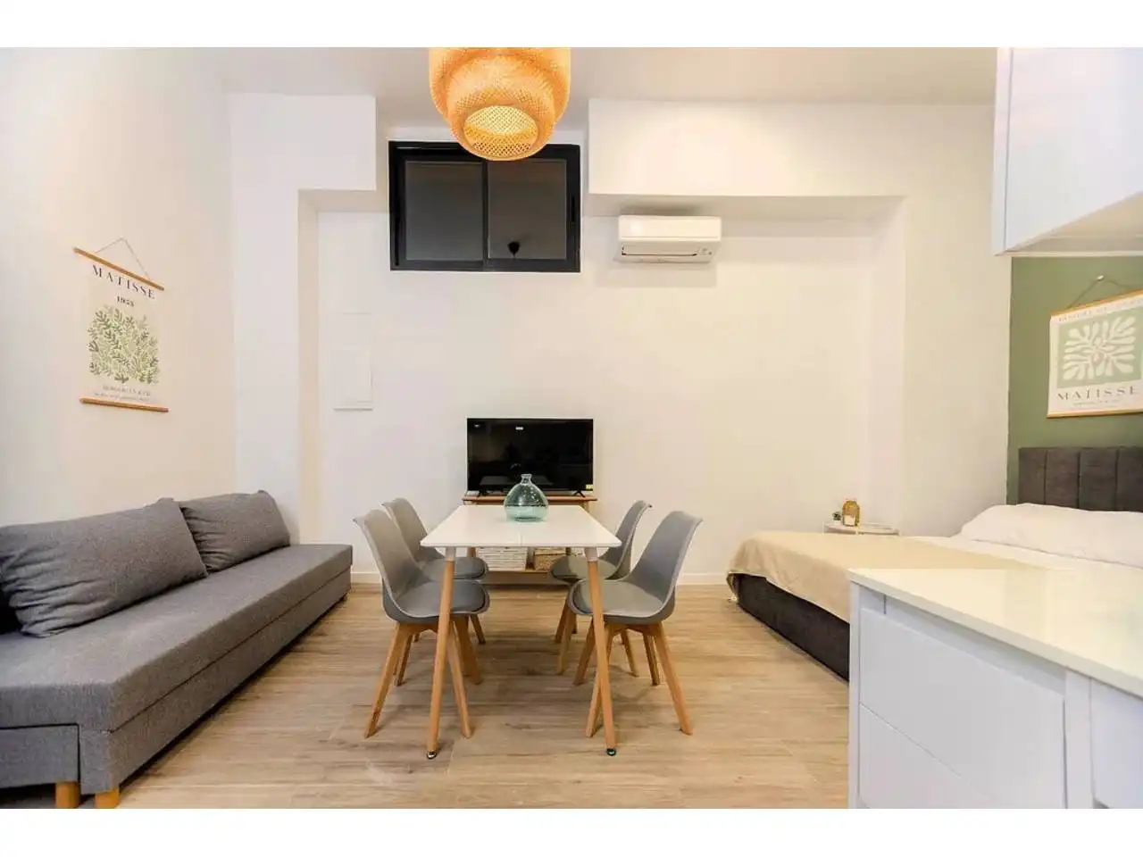 Wohnzimmer von Wohnung zum Verkauf in Esplugues de Llobregat mit Klimaanlage, Heizung und Parkett