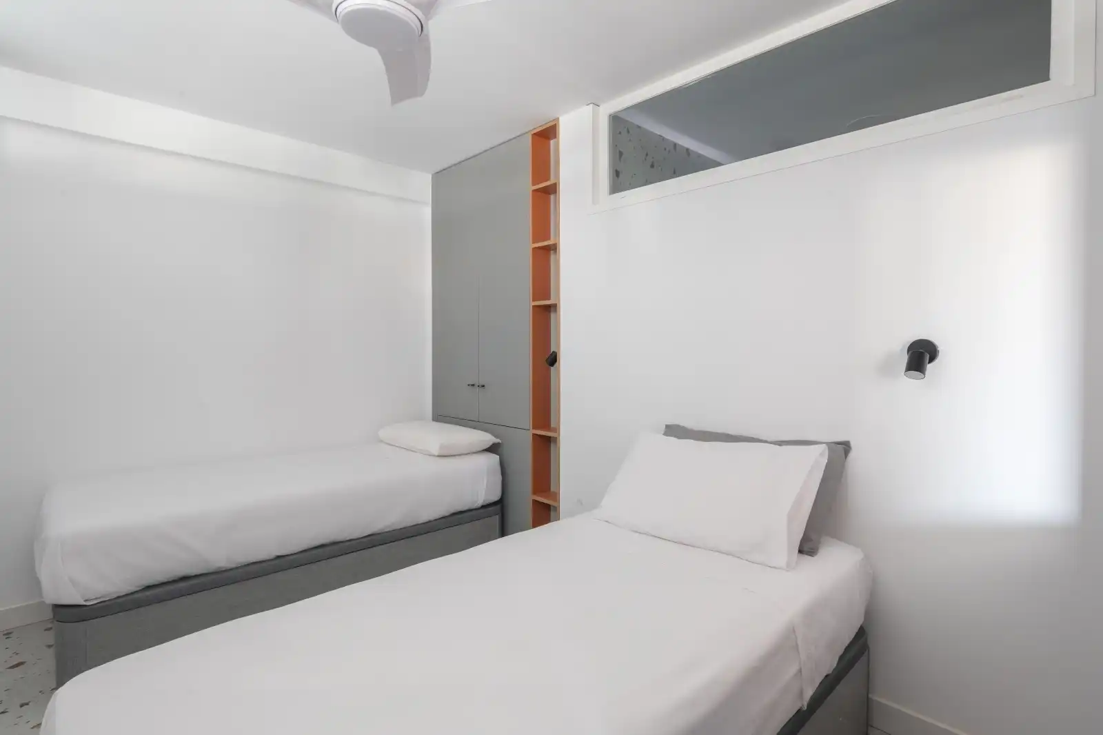 Bedroom of Flat for sale in Vélez-Málaga  with Furnished