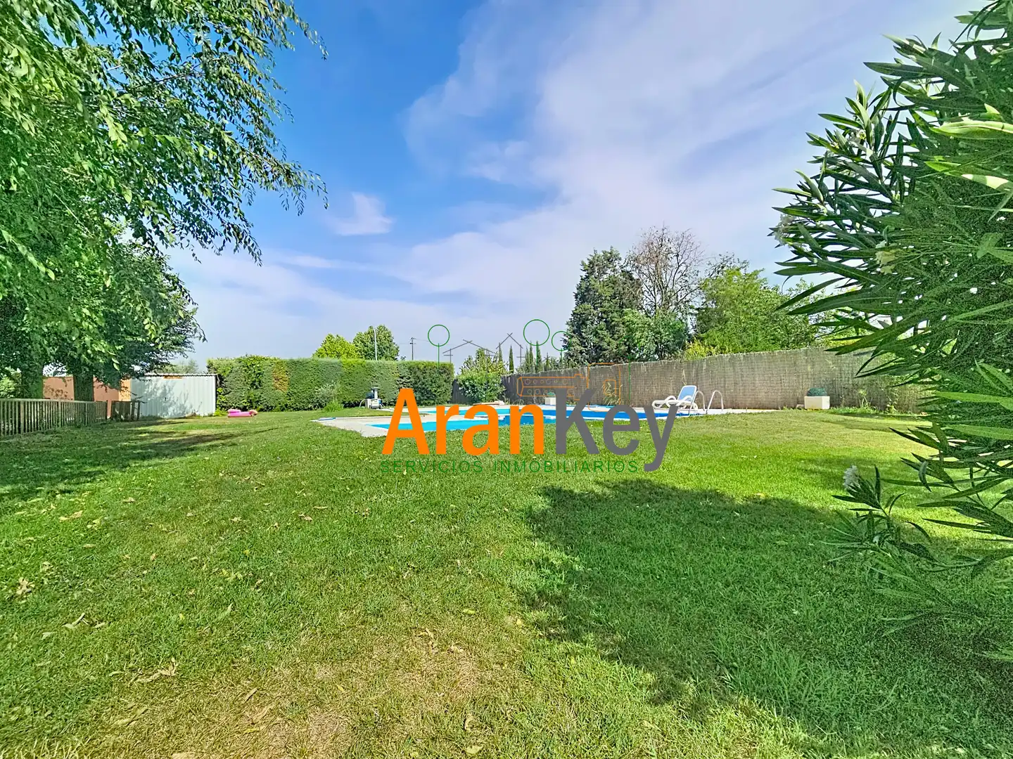 Houses for sale in Colmenar de Oreja  with Air Conditioner, Heating and Private garden