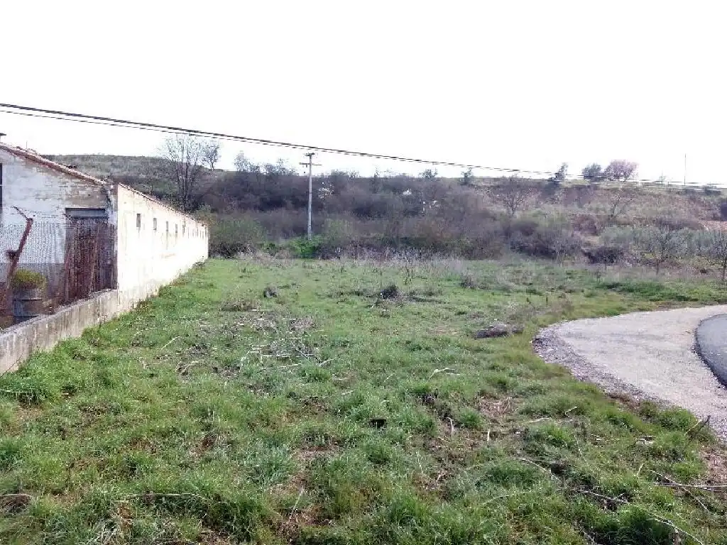 Terreno en venta en Arenzana de Abajo