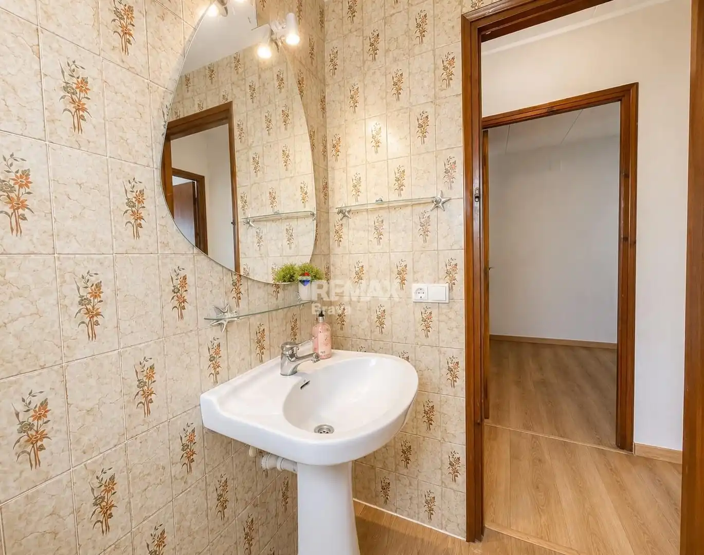 Bathroom of Houses for sale in Roses  with Air Conditioner, Private garden and Parquet flooring