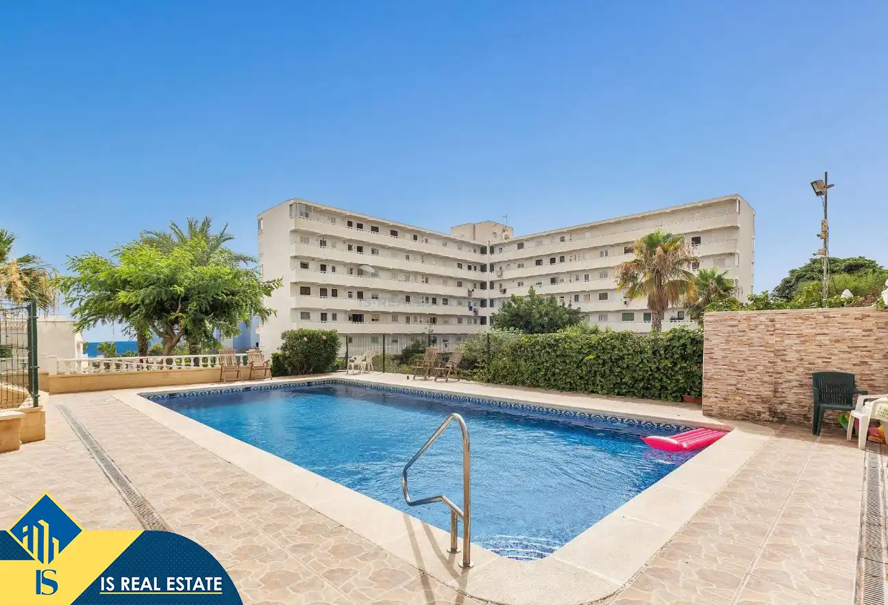 Piscina de Estudi en venda en Torrevieja amb Calefacció, Moblat i Rentadora