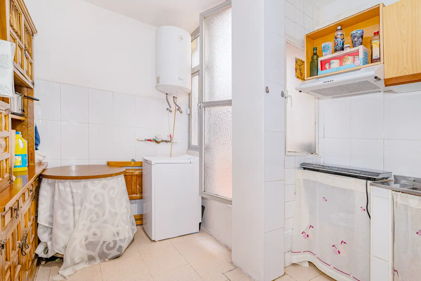 Küche von Wohnung zum Verkauf in Granada mit Balkon