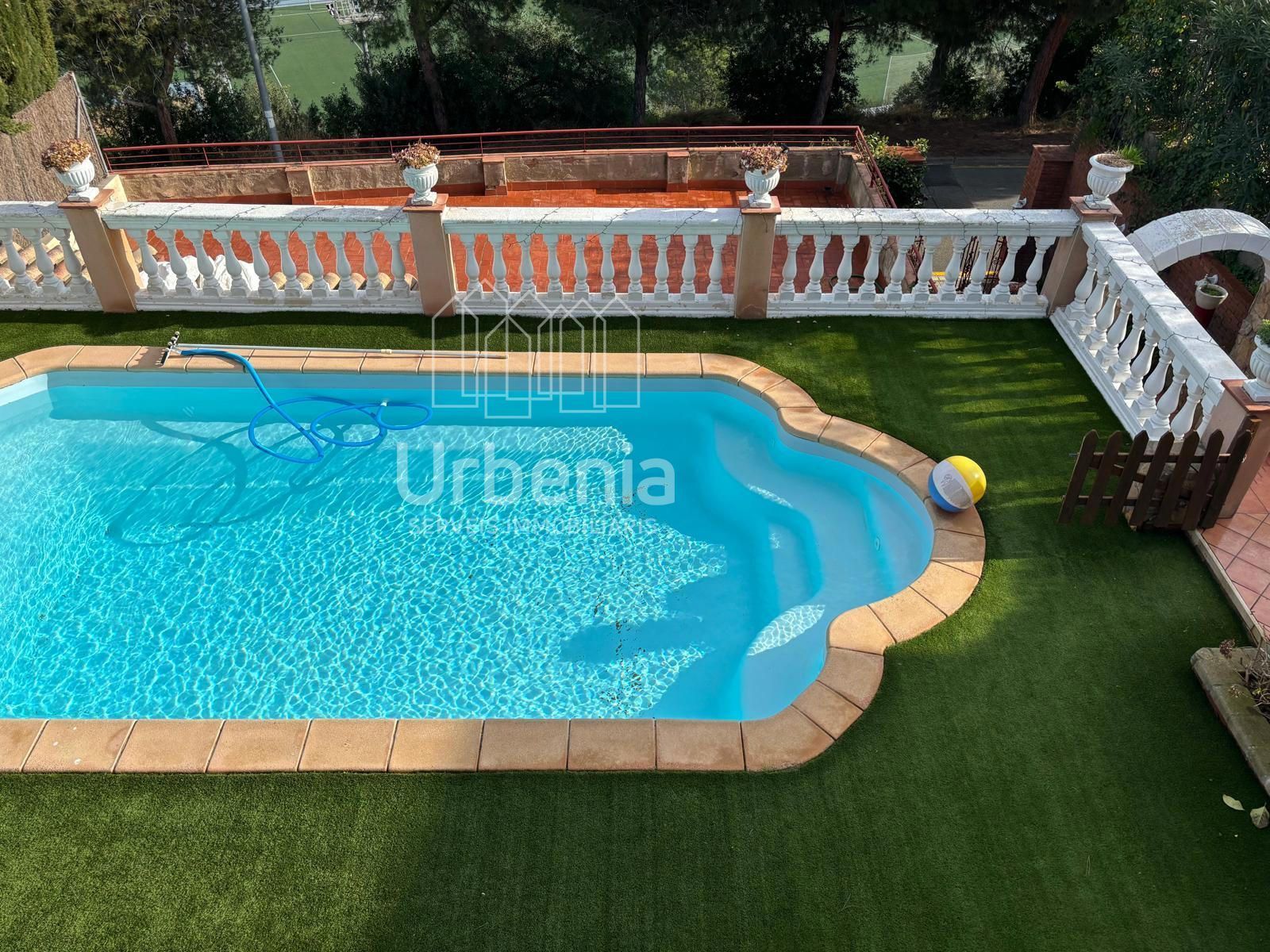Swimming pool of House or chalet for sale in Calella  with Heating and Swimming Pool