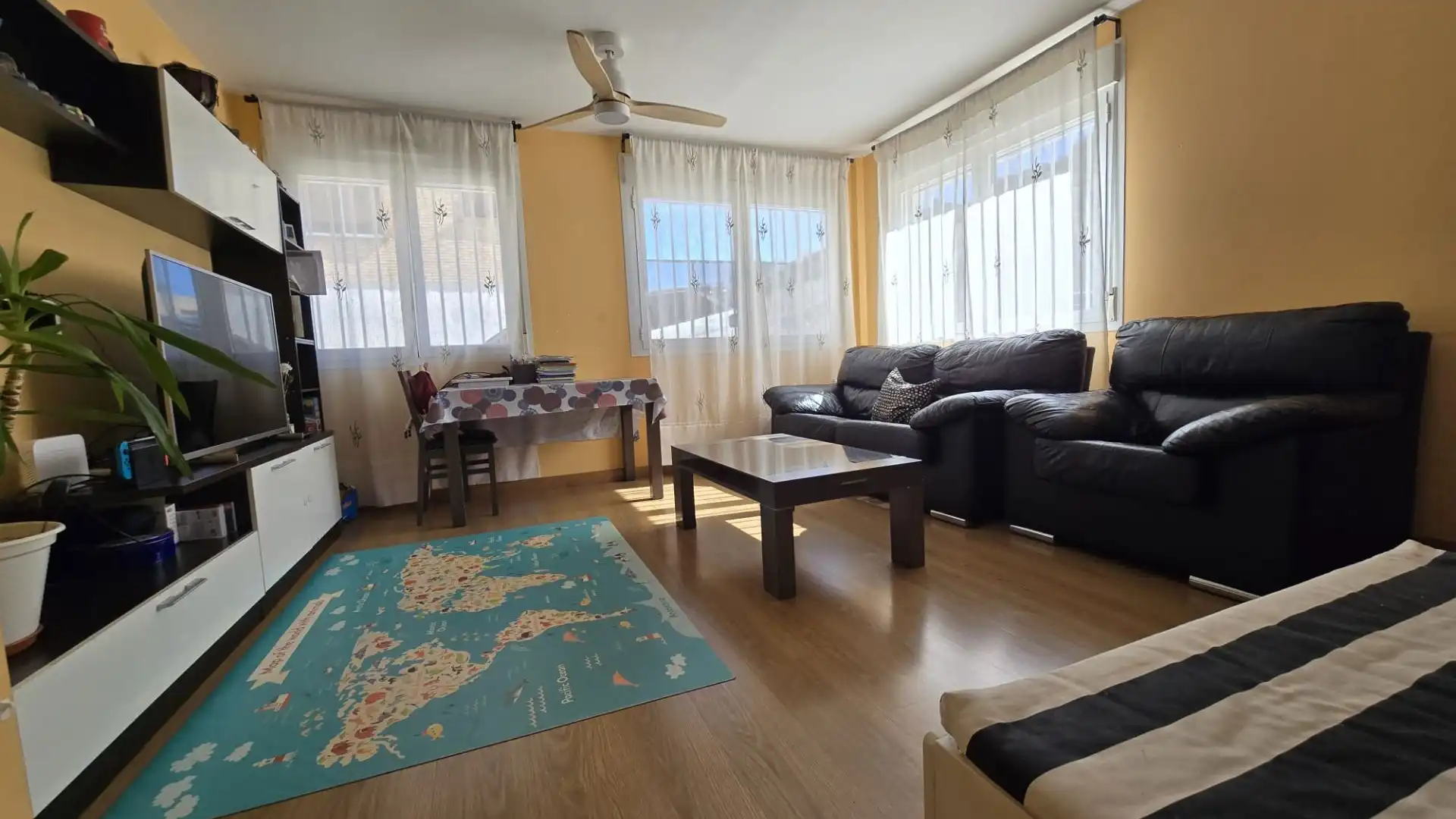 Sala de estar de Piso en venta en Villamediana de Iregua con Calefacción y Terraza