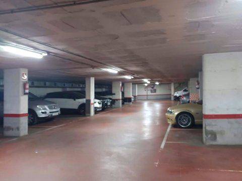 Garaje en Venta en Avinguda Pau Casals, 145 en Centre