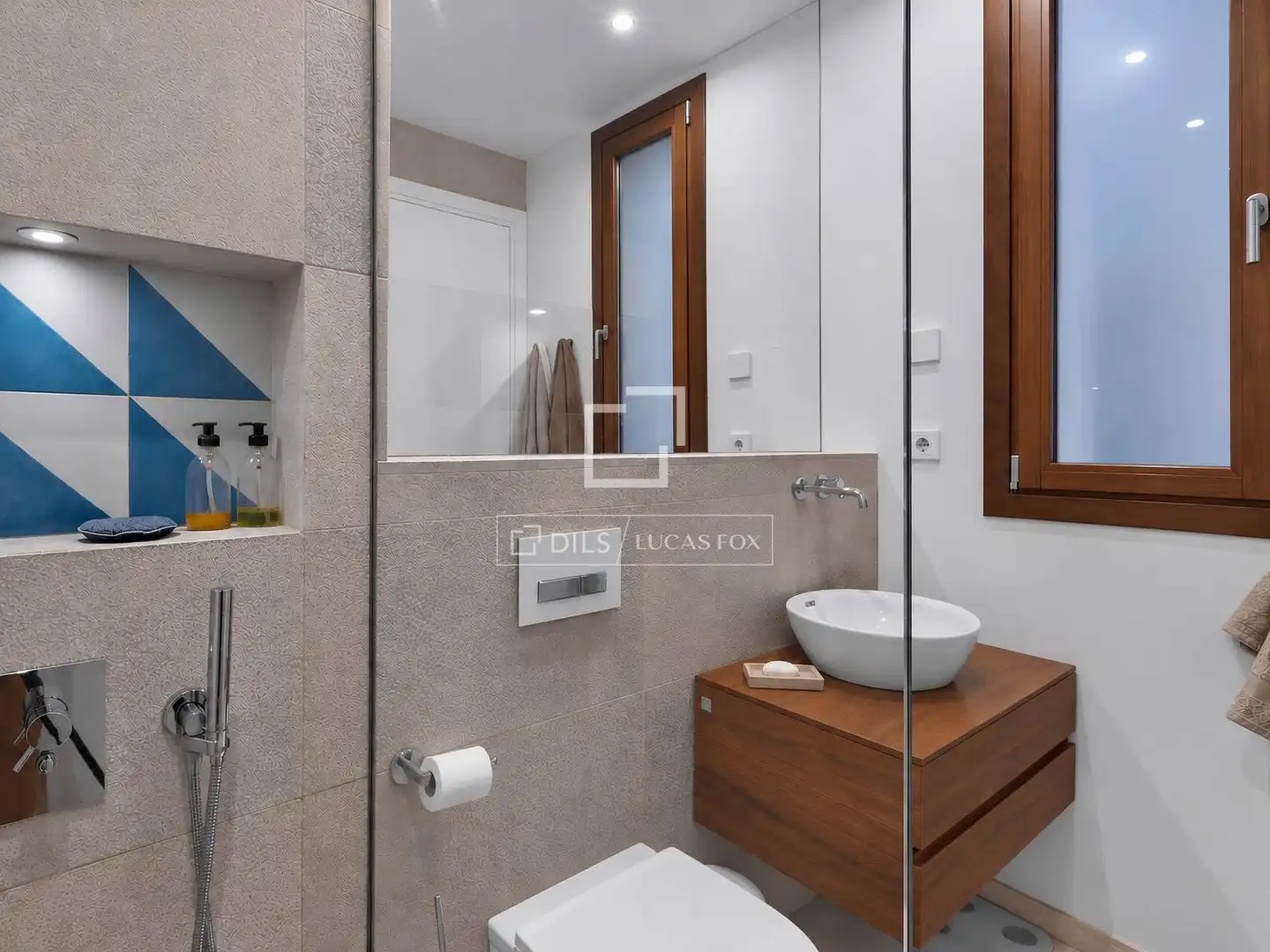 Bathroom of Flat for rent in Centre