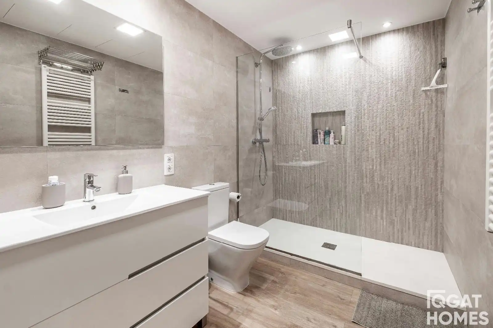 Badezimmer von Wohnung zur Miete in Rubí mit Klimaanlage und Möbliert