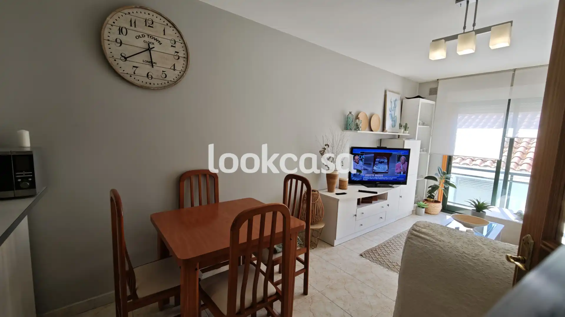 Sala de estar de Piso en venta en Sanxenxo con Trastero, Amueblado y Horno