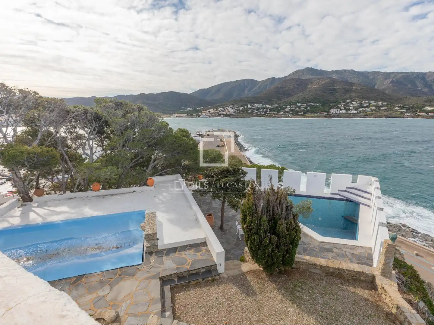 Vista exterior de Casa o xalet en venda en El Port de la Selva amb Calefacció, Terrassa i Traster