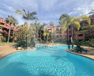 Vista exterior de Apartament de lloguer en Marbella amb Aire condicionat i Terrassa