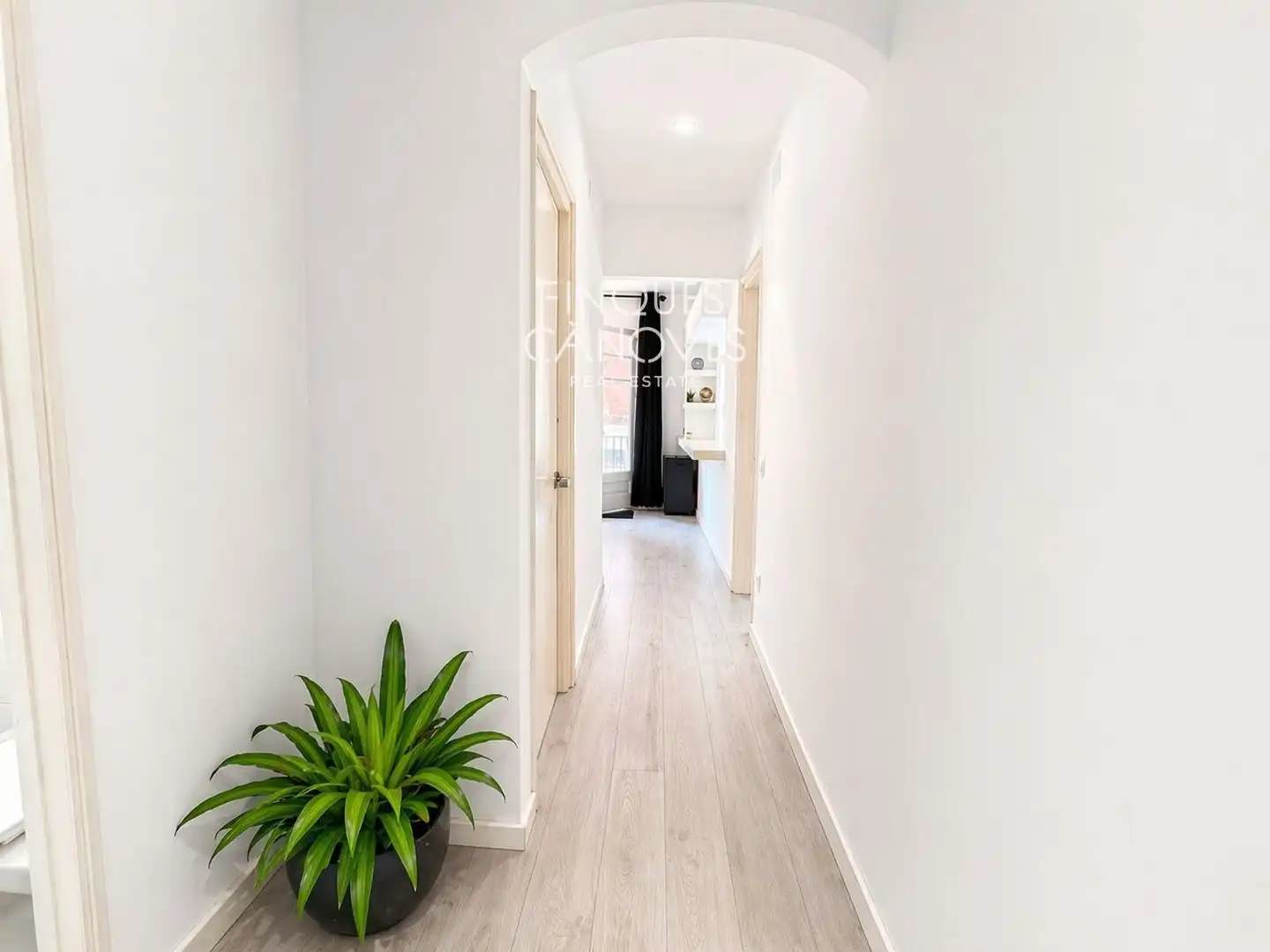 Pis en venda en Salt amb Calefacció, Parquet i Terrassa