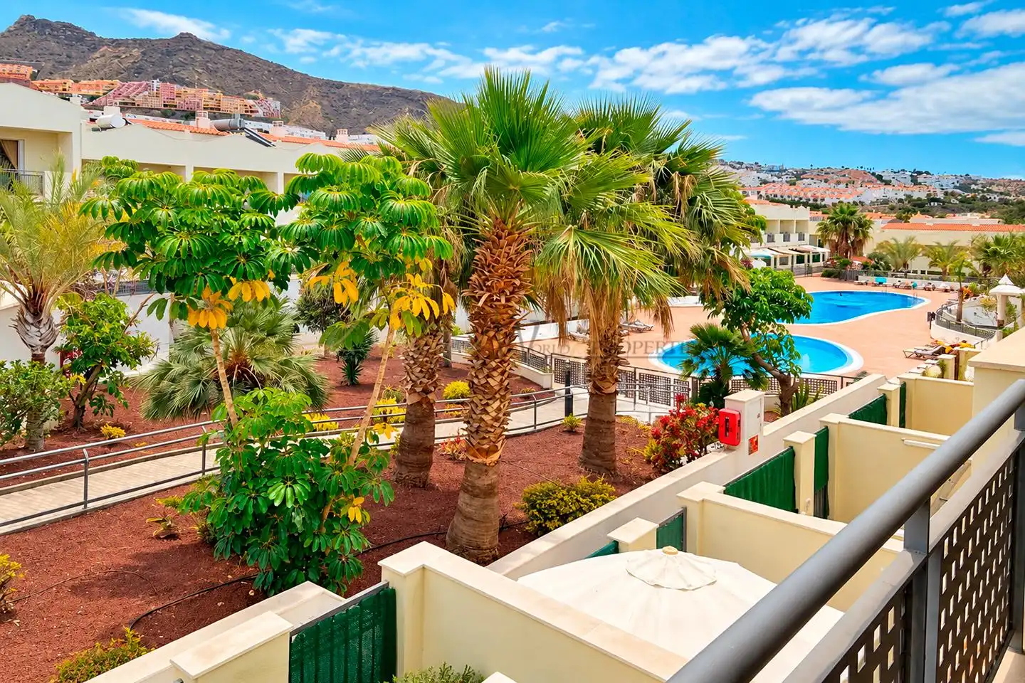 Casa con piscina en venta en Calle Beirut, imagen 13