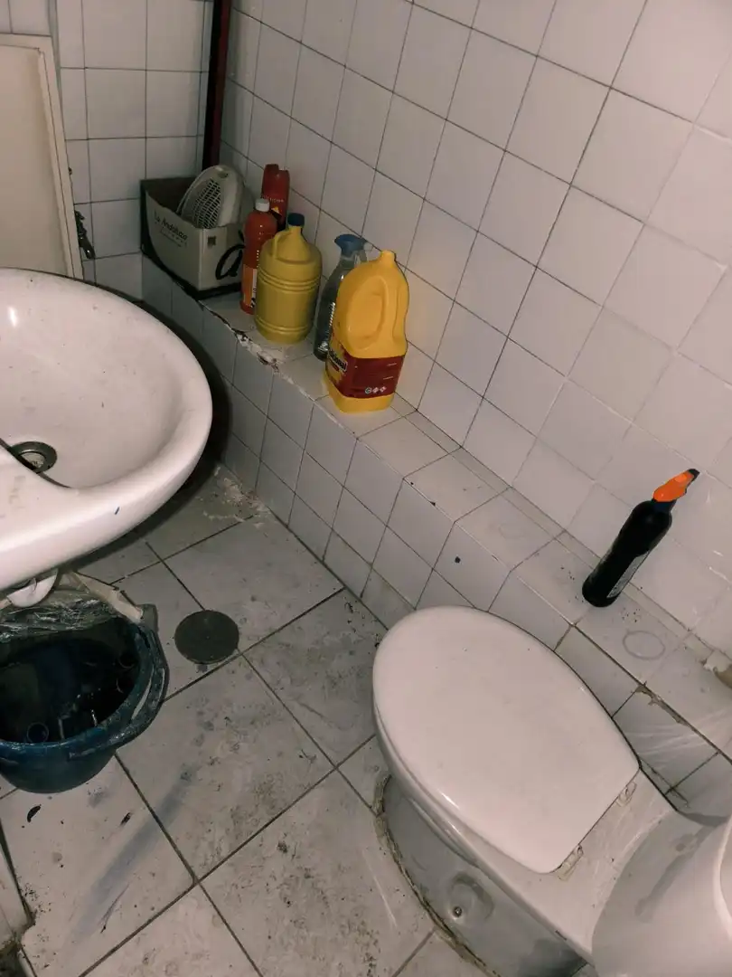 Bathroom of Commercial properties for sale in Sevilla