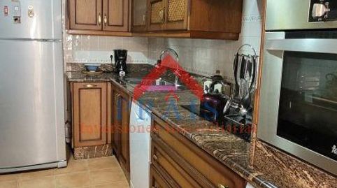 Foto 4 de Casa adosada en venta en Consolación, Utrera