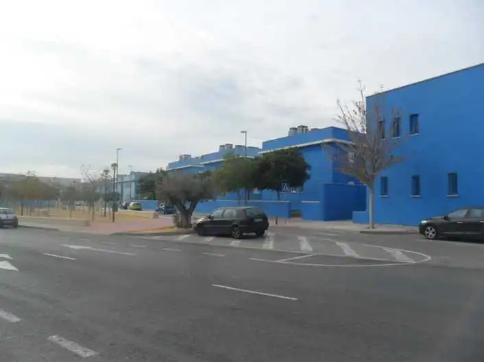 Buildings for sale in C/ Decano , Haygon - Universidad