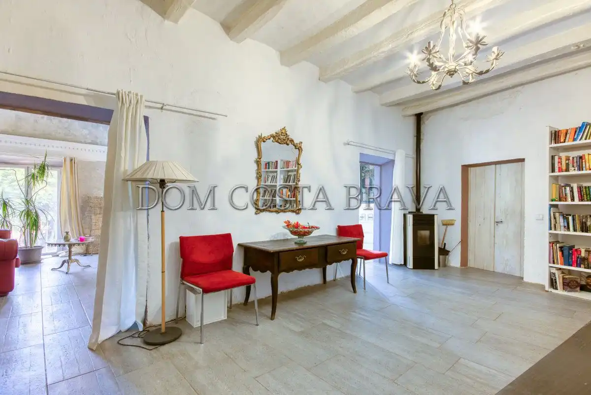 Finca rústica en venta en Argelaguer con Jardín privado, Trastero y Amueblado