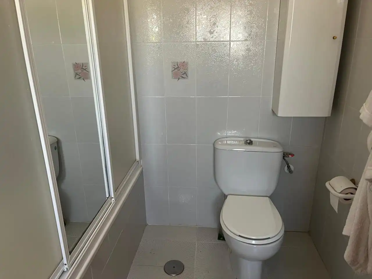 Baño de Casa o chalet en venta en Alicante / Alacant con Aire acondicionado, Jardín privado y Terraza