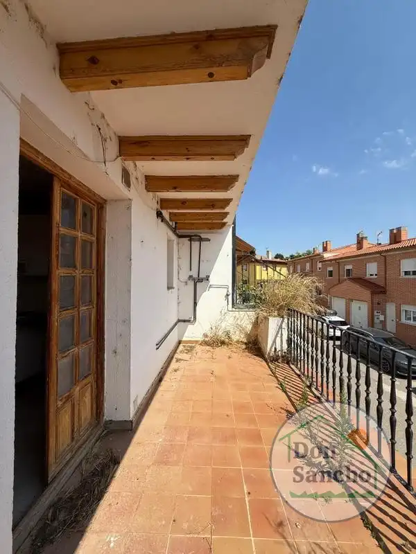 Terrassa de Casa adosada en venda en Mucientes amb Terrassa