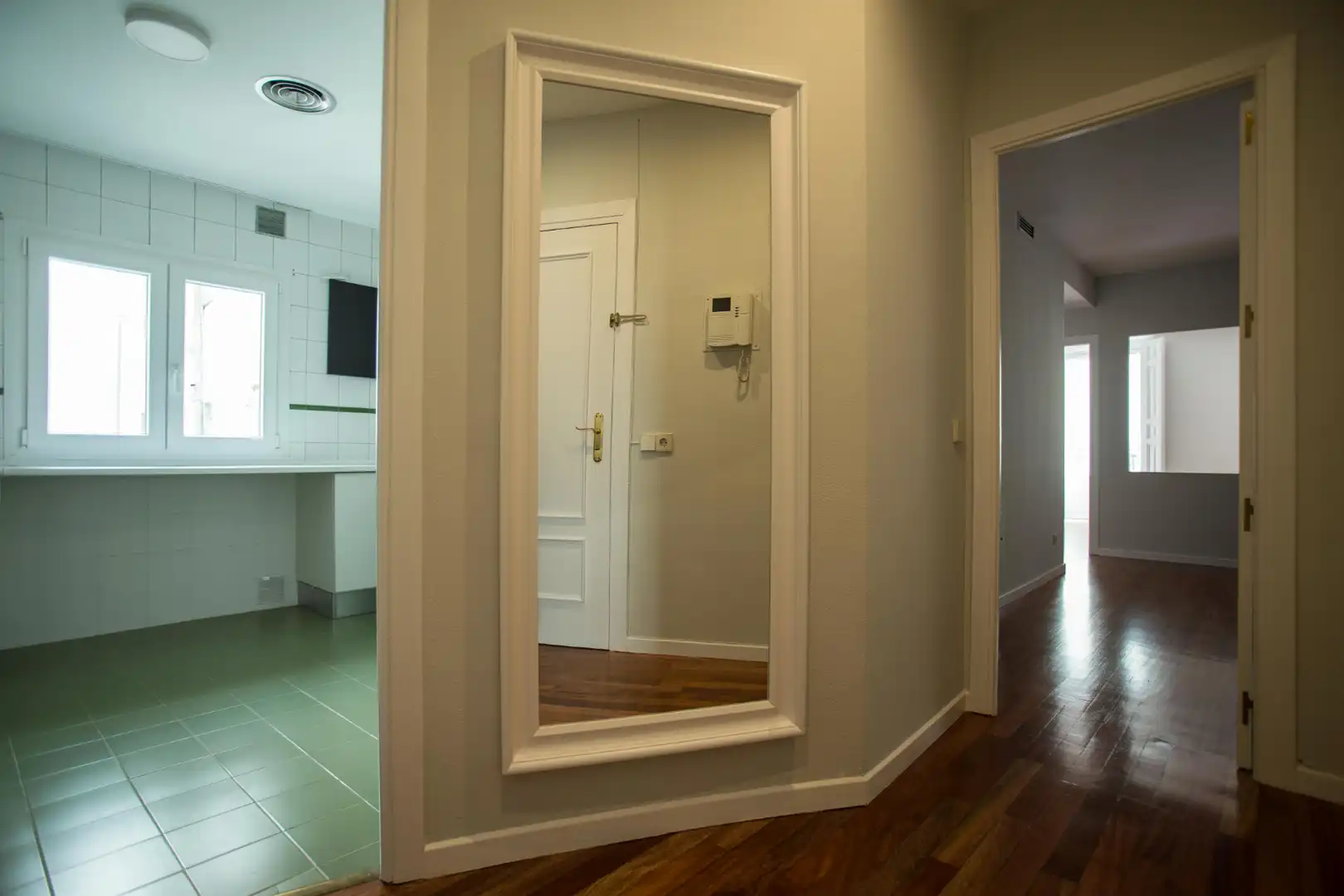 Flat for rent in Madrid  with Air Conditioner, Heating and Parquet flooring