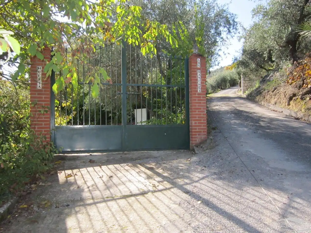 Vista exterior de Casa o xalet en venda en Carcabuey amb Terrassa, Traster i Piscina