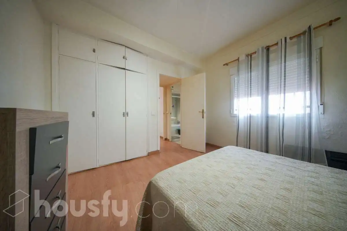 Bedroom of Flat for sale in Madrid  with Terrace, Furnished and Balcony