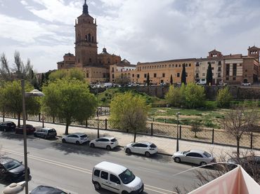 Appartement avec balcon à vendre à Avenida Mariana Pineda 8