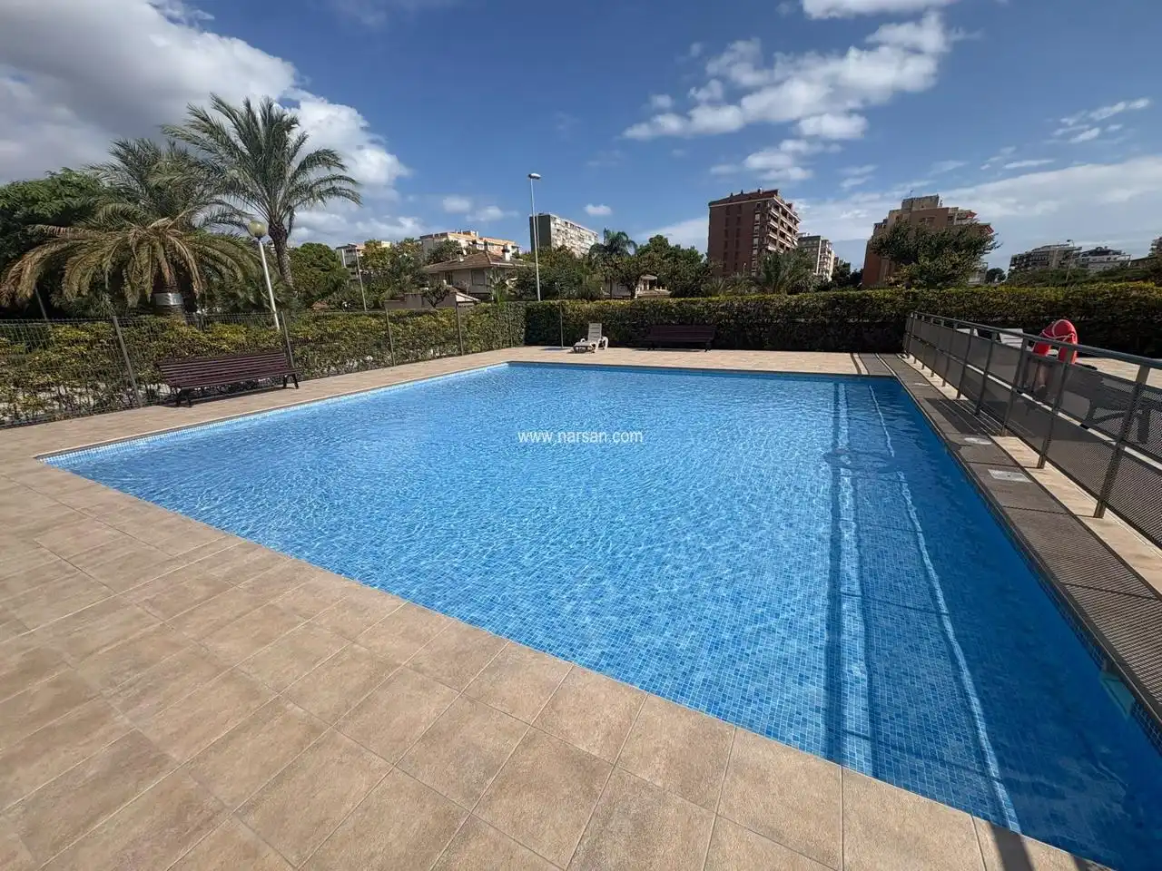 Pis amb piscina en venda a Font de la parreta, imagen 2