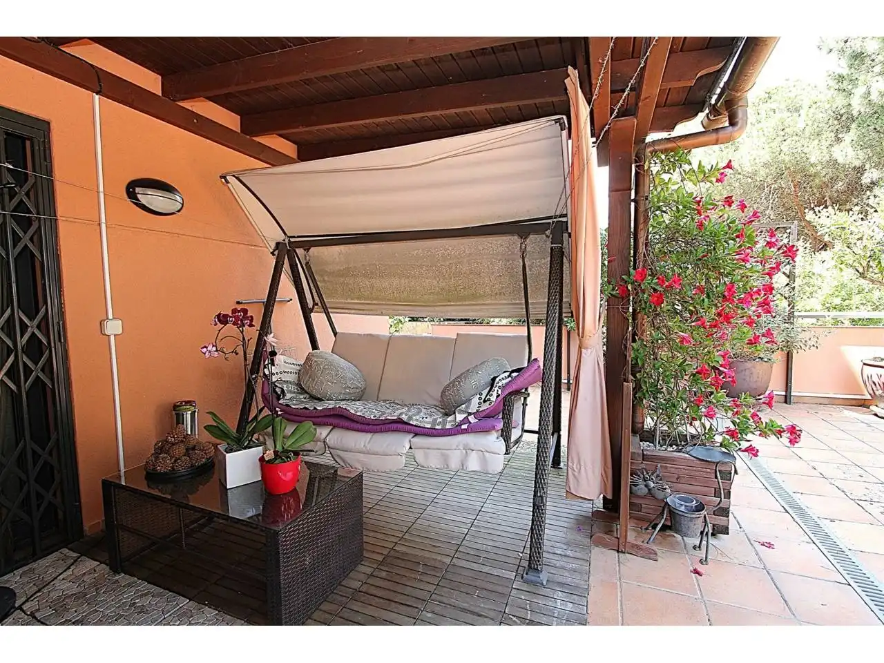 Terrasse von Wohnung zum Verkauf in Lloret de Mar mit Klimaanlage, Heizung und Privatgarten