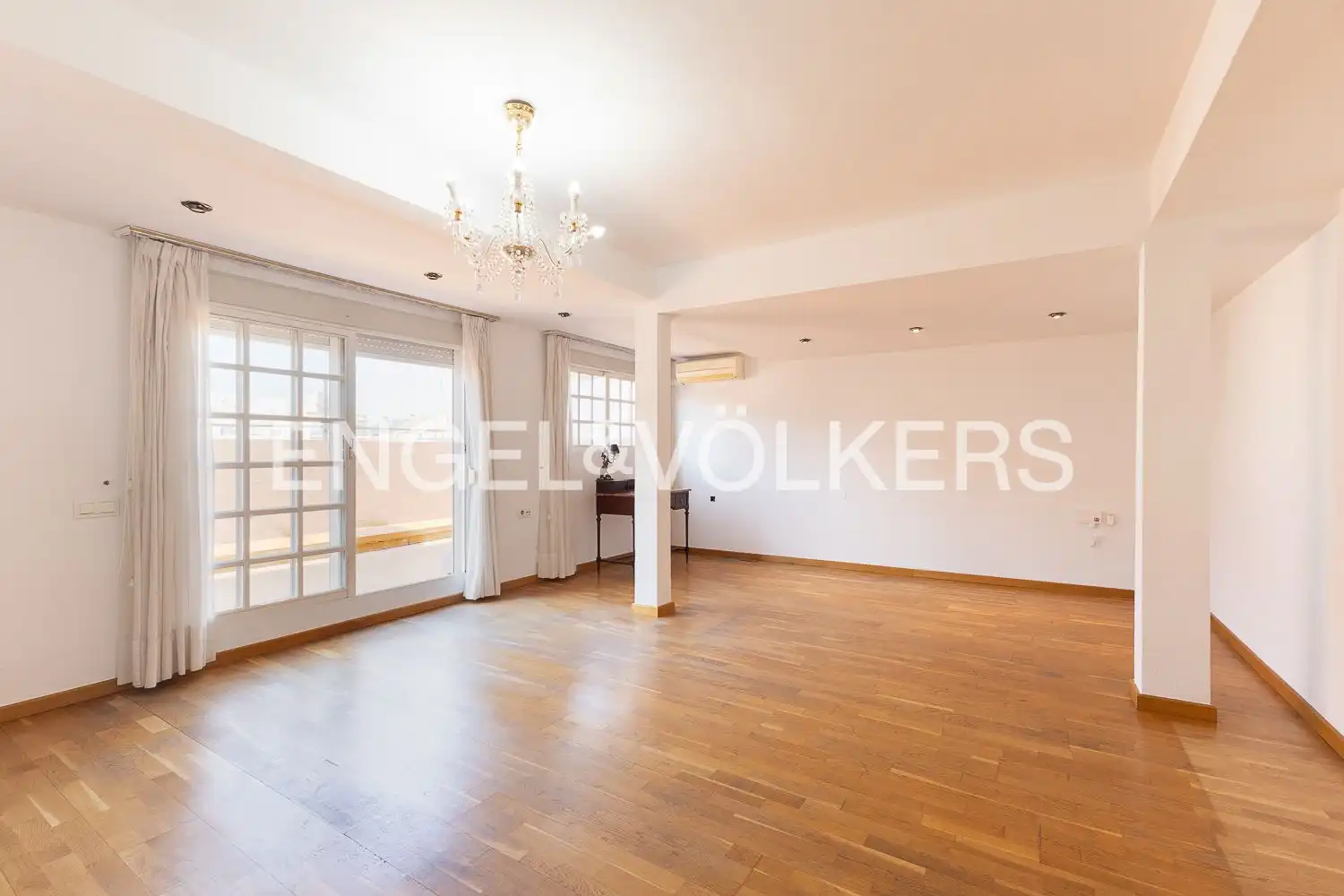 Penthouse with lift for sale in Carrer de Mossén Fenollar, imagen 8