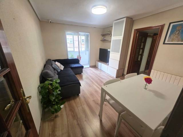 Piso en Venta en Calle del Arroyo Belincoso en Marroquina