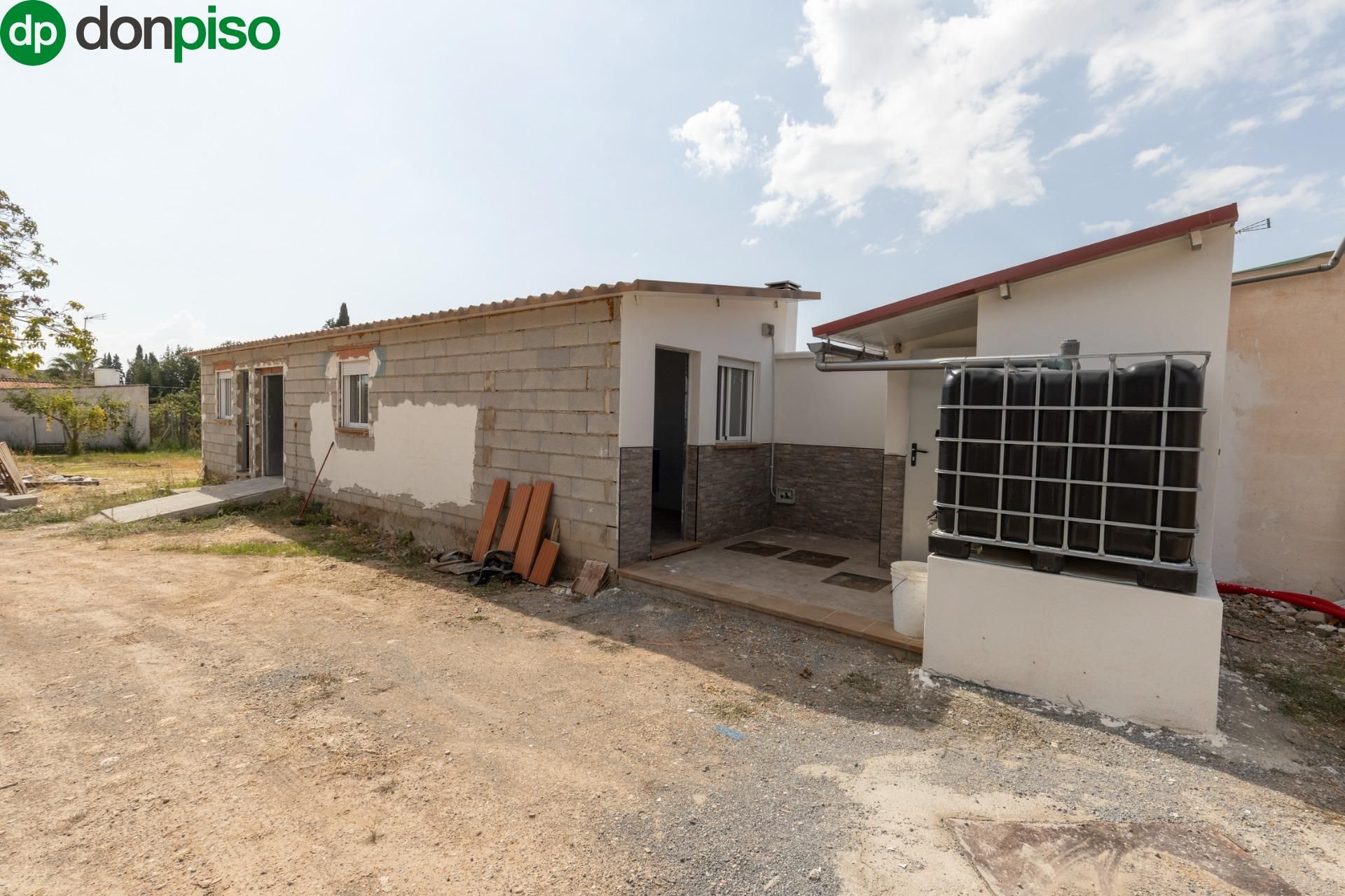 Exterior view of Country house for sale in Peligros