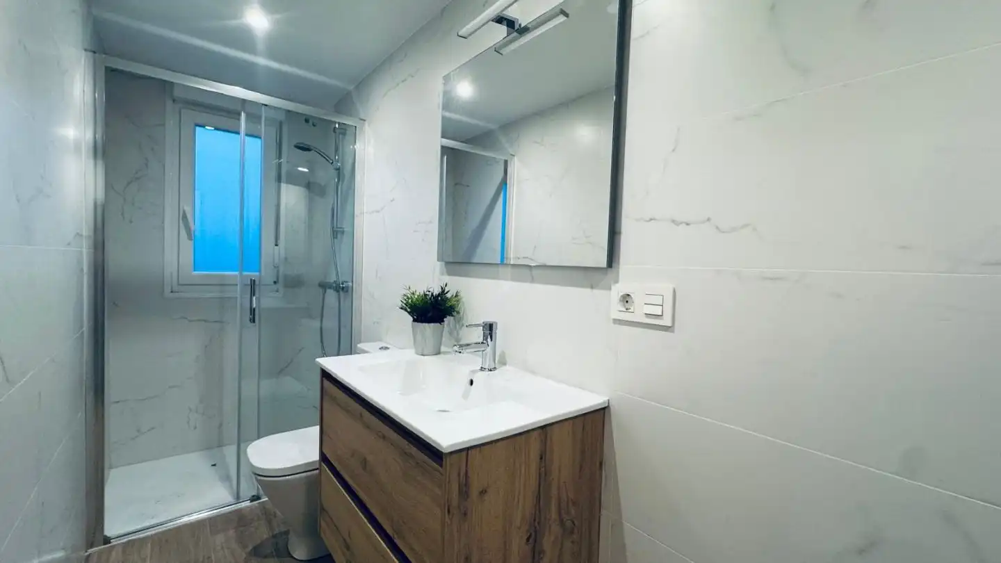 Bathroom of Flat for sale in Beasain  with Balcony