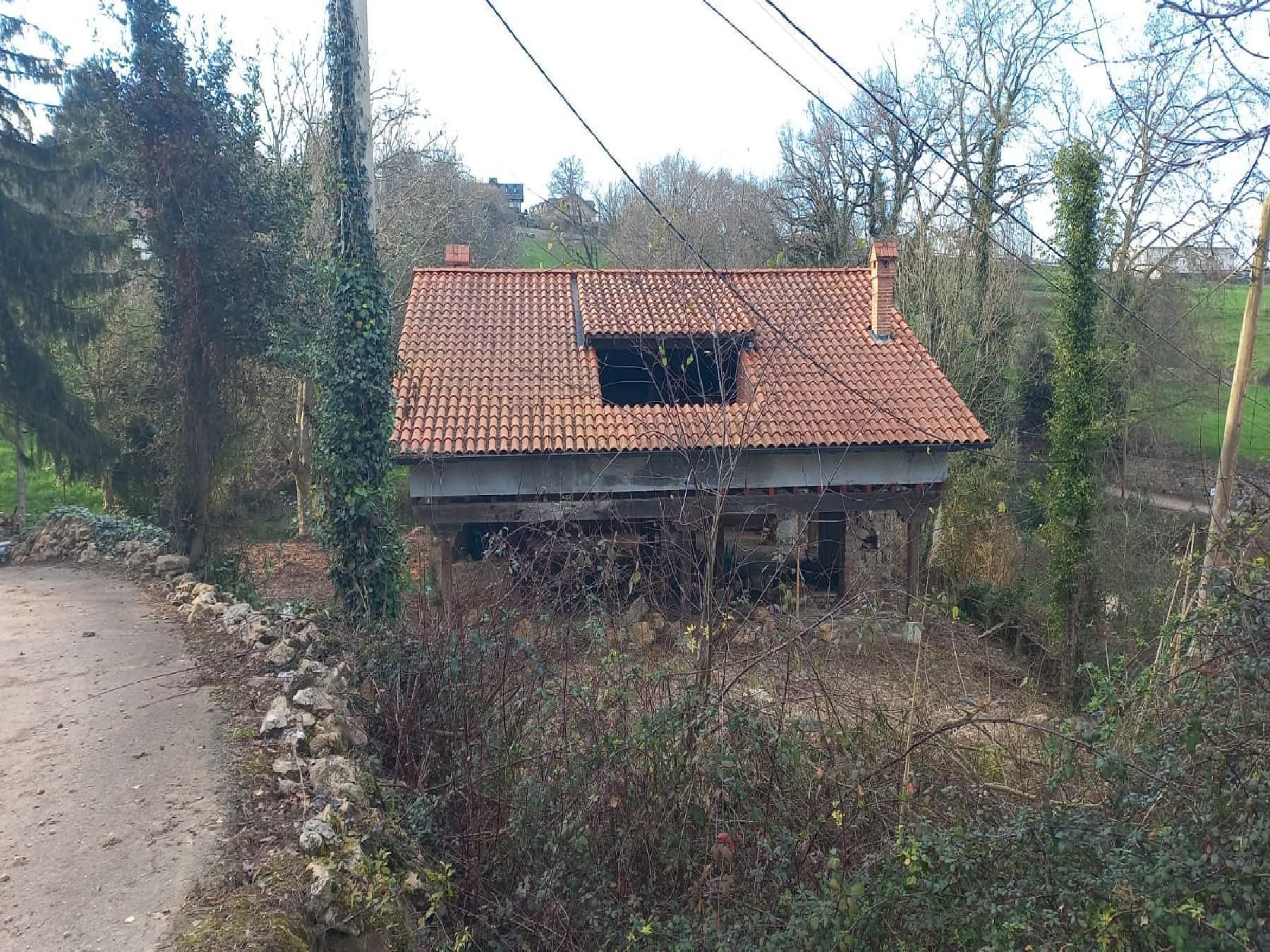 House or chalet for sale in Torrelavega   with Private garden