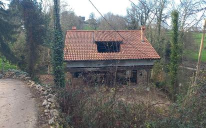 Casa o xalet en venda en Torrelavega  amb Jardí privat