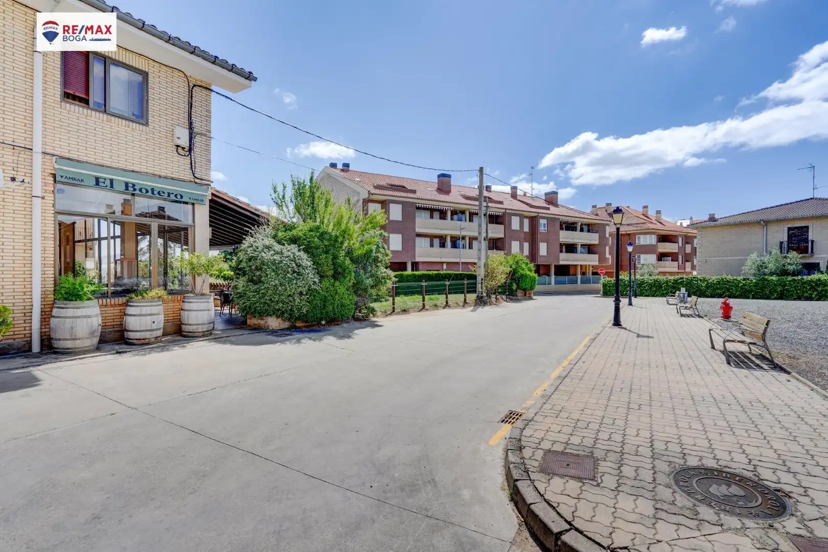 Vista exterior de Edifici en venda en Cuzcurrita de Río Tirón