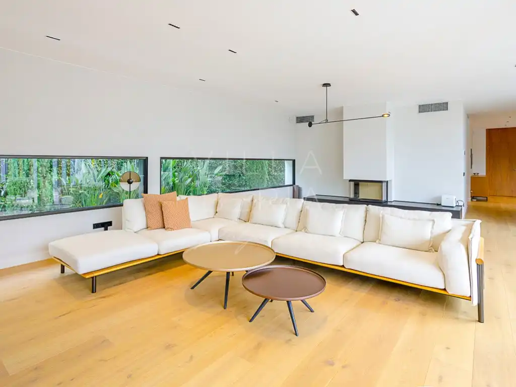 EXCLUSIVA VILLA EN SAGARÓ AMPLITUD, PRIVACIDAD Y DISEÑO, imatge 5