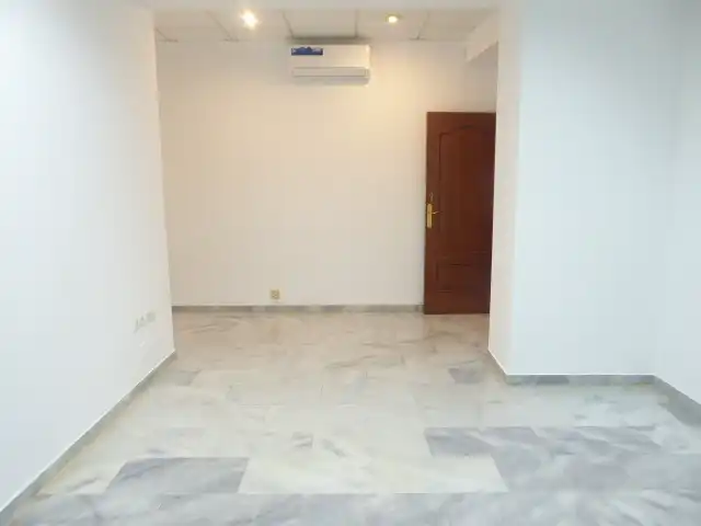 Ufficio con ascensore in affitto a Calle Marín García 6, imagen 7