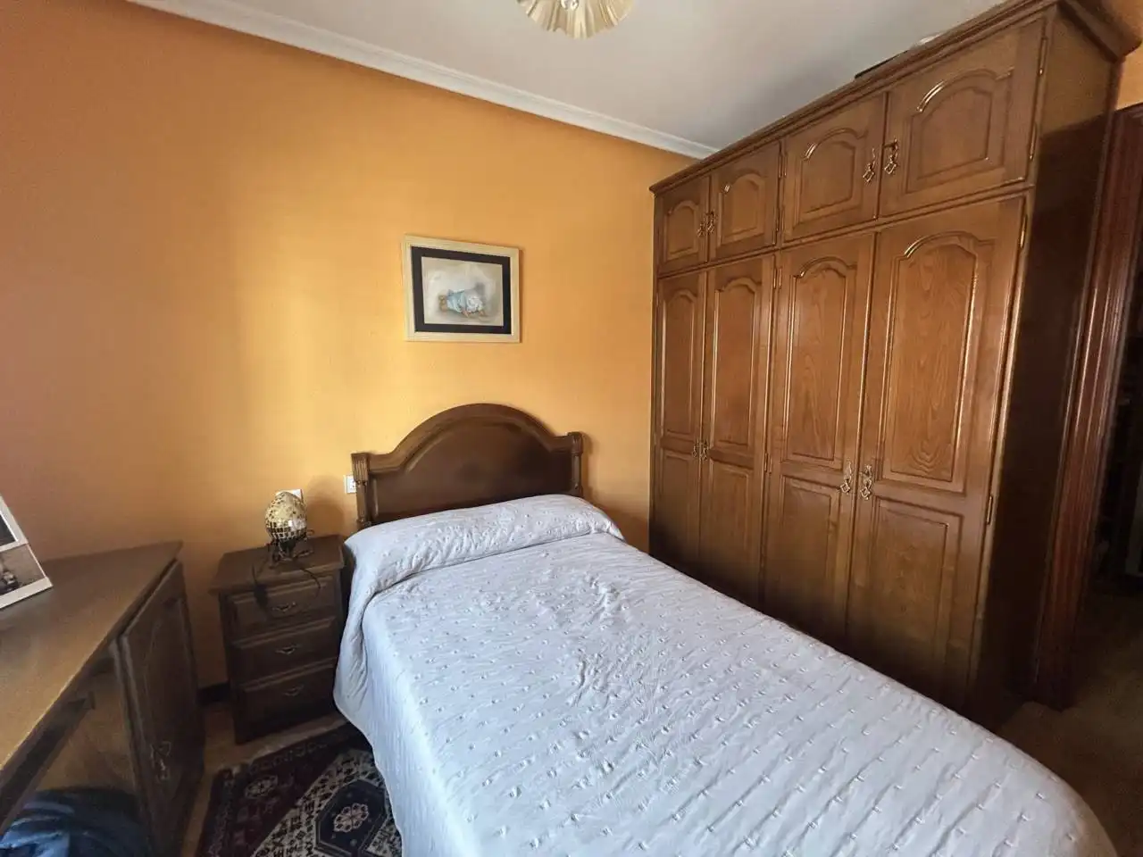 Habitación de Piso en venta en Oviedo  con Calefacción, Parquet y Trastero