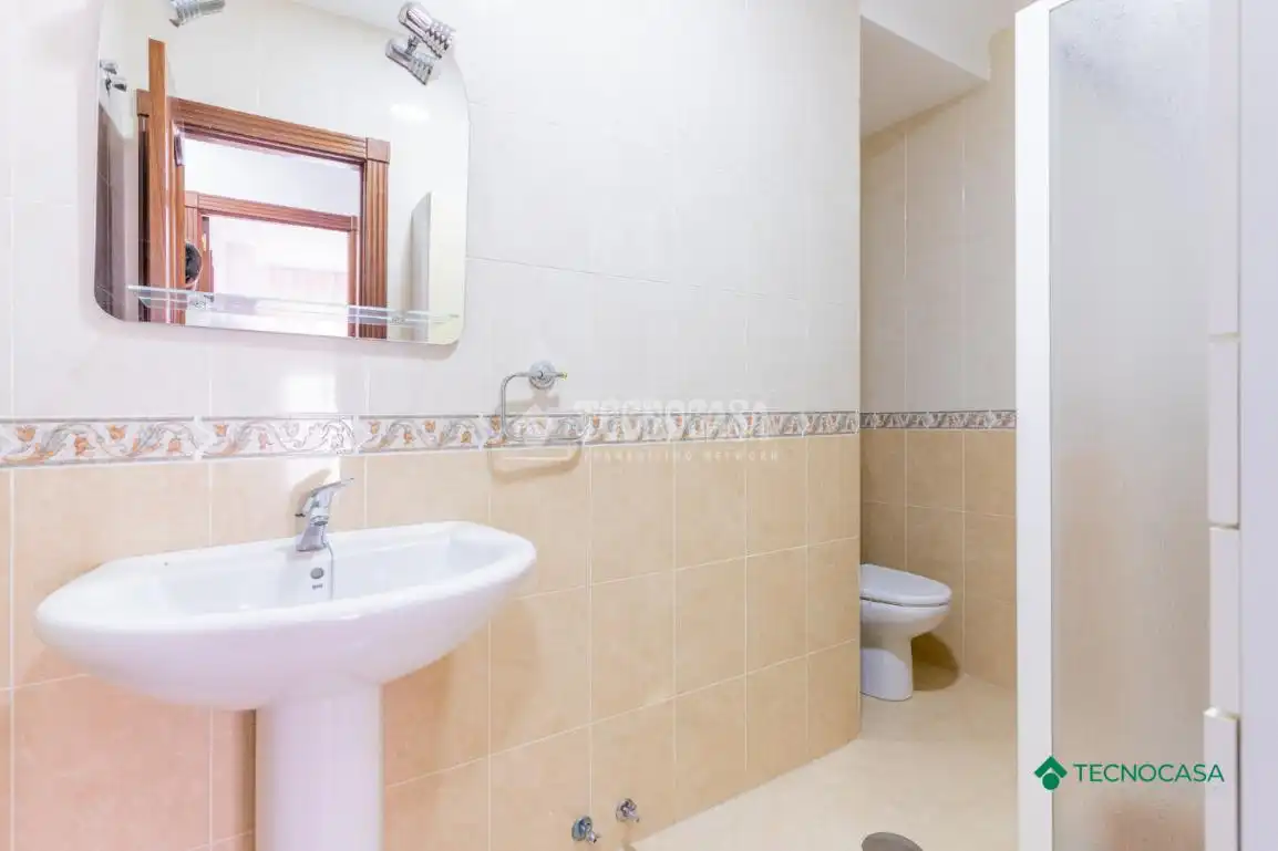 Badezimmer von Wohnung zum Verkauf in Vícar mit Klimaanlage, Heizung und Terrasse