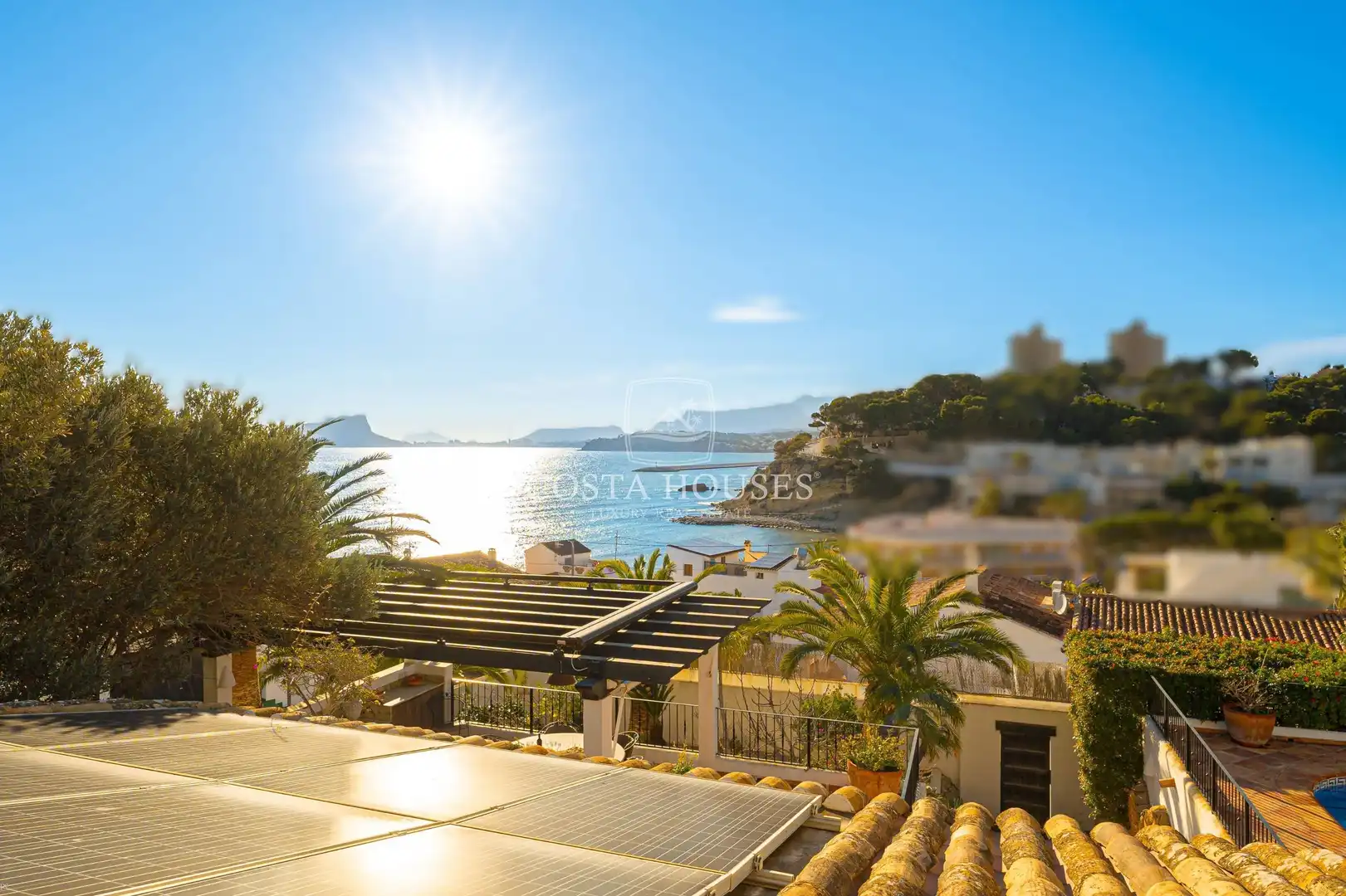Vista exterior de Casa o xalet en venda en Moraira amb Aire condicionat, Calefacció i Jardí privat
