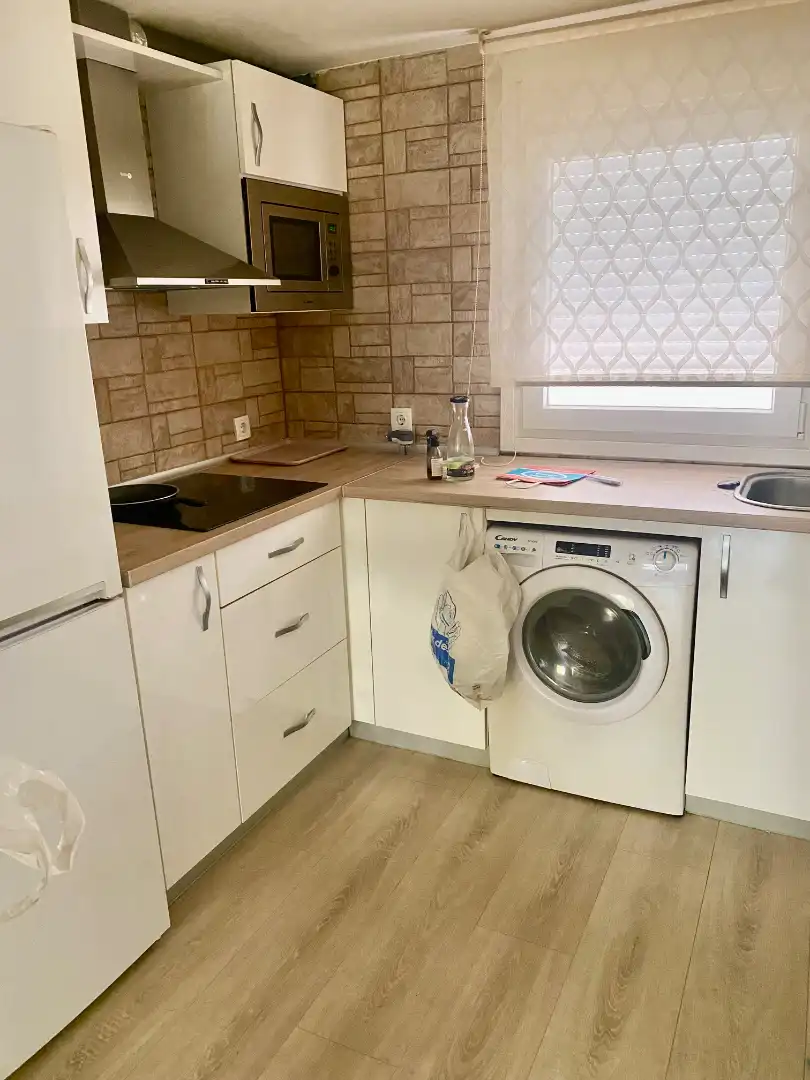 Cocina de Apartamento en venta en Albacete con Aire acondicionado, Calefacción y Jardín privado