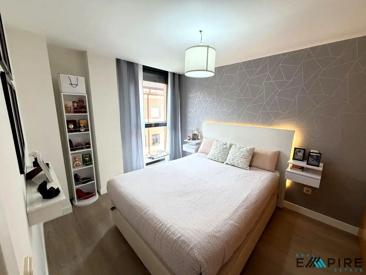 Habitación de Piso en venta en El Viso de San Juan con Aire acondicionado, Calefacción y Amueblado