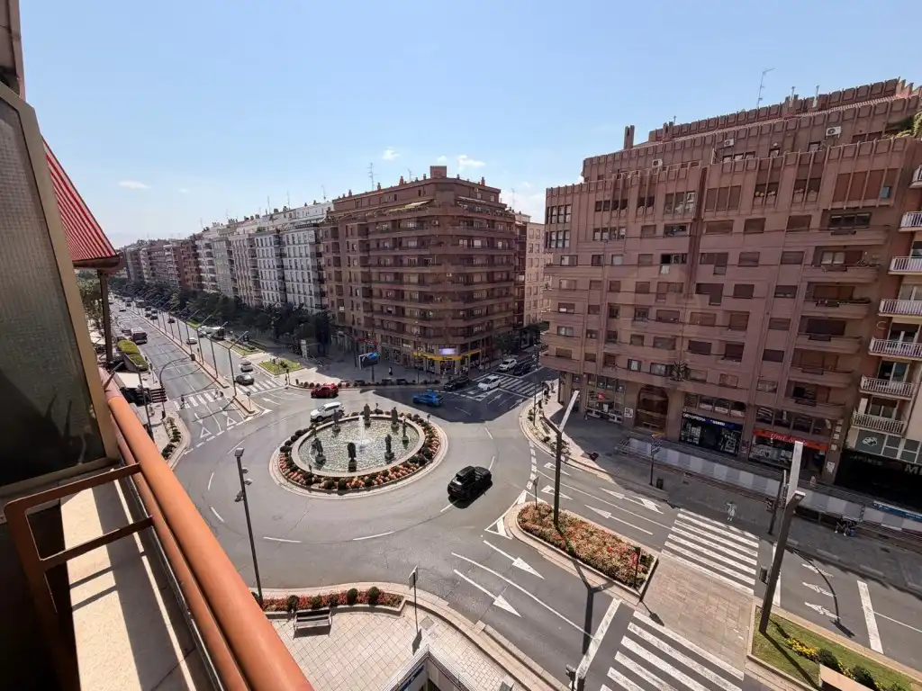 Pis amb ascensor en venda a Calle Gran Via Juan Carlos I, imagen 9