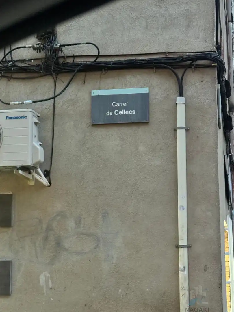 Flat for sale in Cellecs, 17, Centre