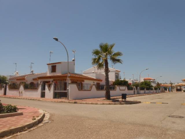 Casa adosada en Venta en Pz Sc Aulaga en Caño Guerrero