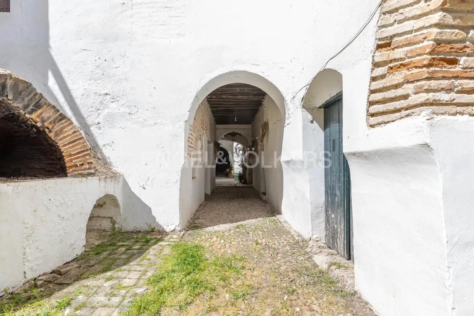 Houses for sale in Écija  with Air Conditioner, Heating and Private garden